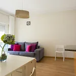 Apartamento Joivy Bright 2br Apt With River Views &balcony In Alfama, Moments From Santa Apolonia Train Station Lisboa