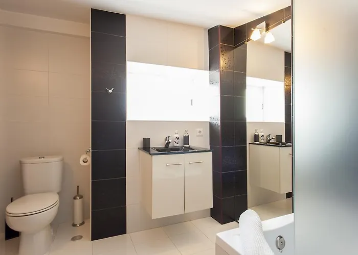 公寓 Joivy Bright 2br Apt With River Views &balcony In Alfama, Moments From Santa Apolonia Train Station