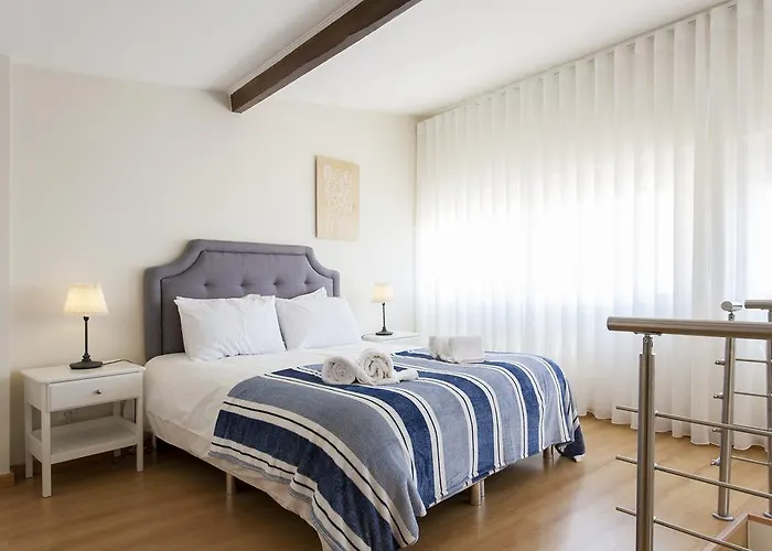 Joivy Bright 2br Apt With River Views &balcony In Alfama, Moments From Santa Apolonia Train Station 公寓 Lisboa