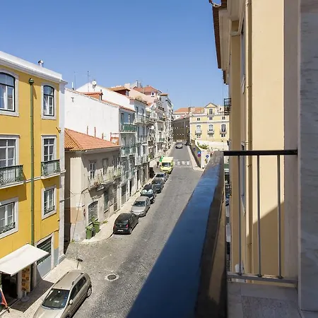 アパート Joivy Bright 2br Apt With River Views &balcony In Alfama, Moments From Santa Apolonia Train Station